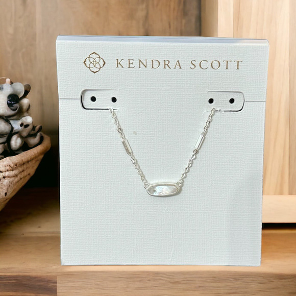 Kendra Scott Jewelry - NWT! Kendra Scott Miya Silver Pendant Necklace
